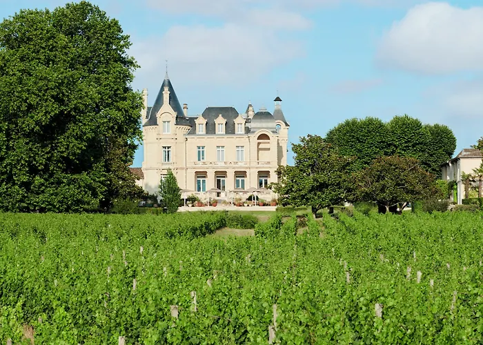 Château Hôtel Grand Barrail